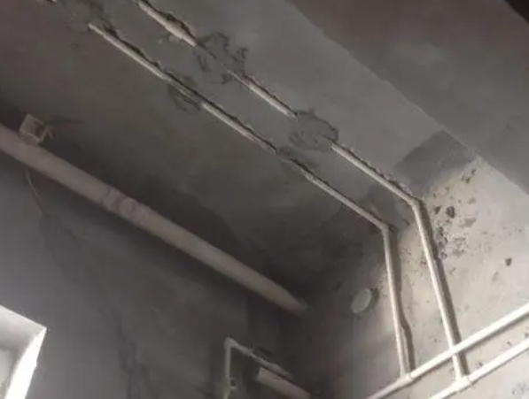 浦东卫生间漏水维修公司分享下卫生间地漏渗漏维修方案。